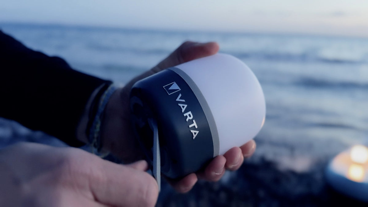 EAN 4008496070299 - Varta Dynamo Lantern Linterna de camping de carga con USB Puerto USB imagen 7