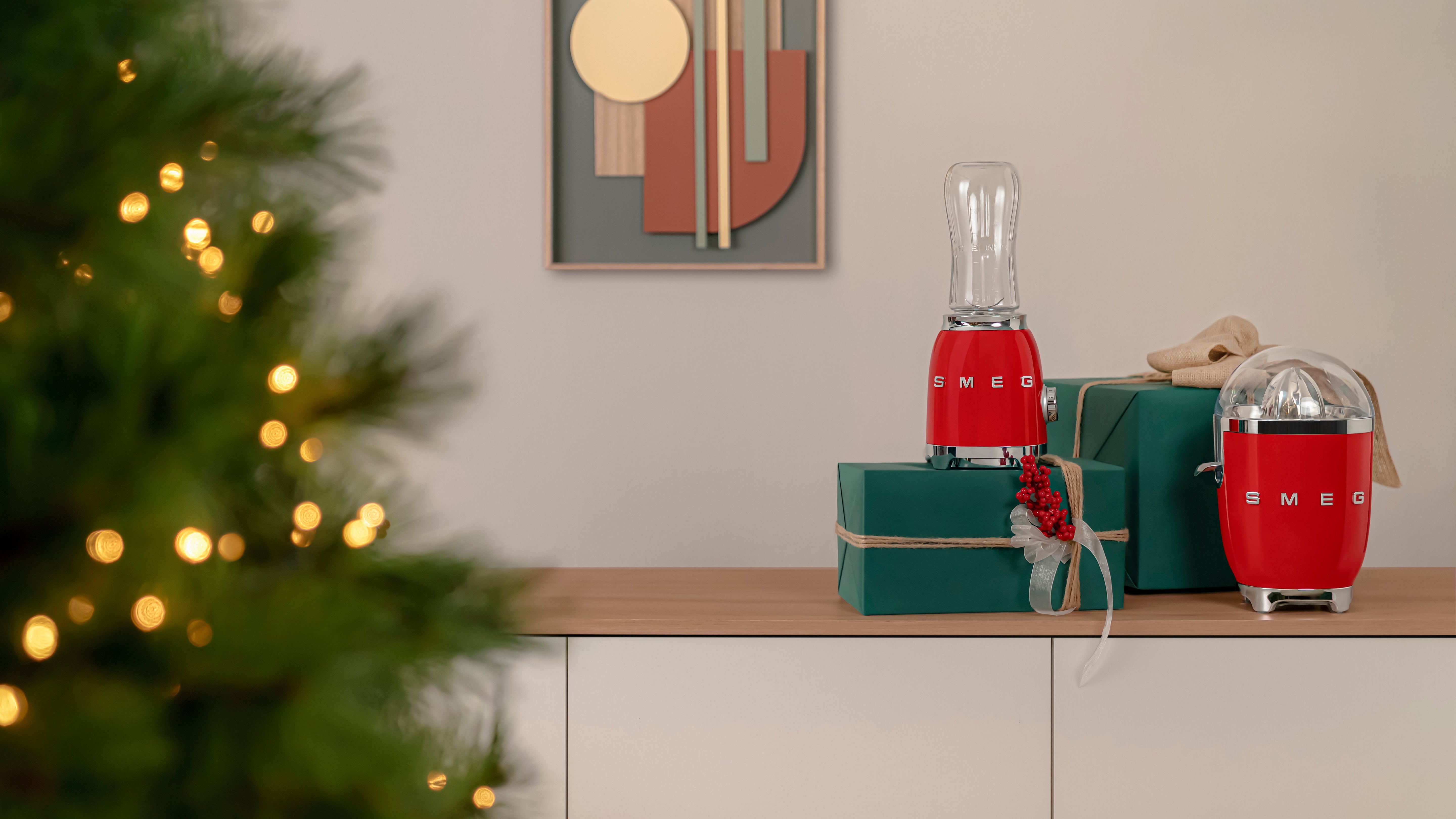 EAN 8017709318925 - Smeg CJF11RDEU prensa de cítricos eléctricos 70 W Rojo imagen 19