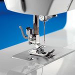 Máquina De Coser Singer 8280 - Automática, Paso 4, Variable, Giratorio, Blanco