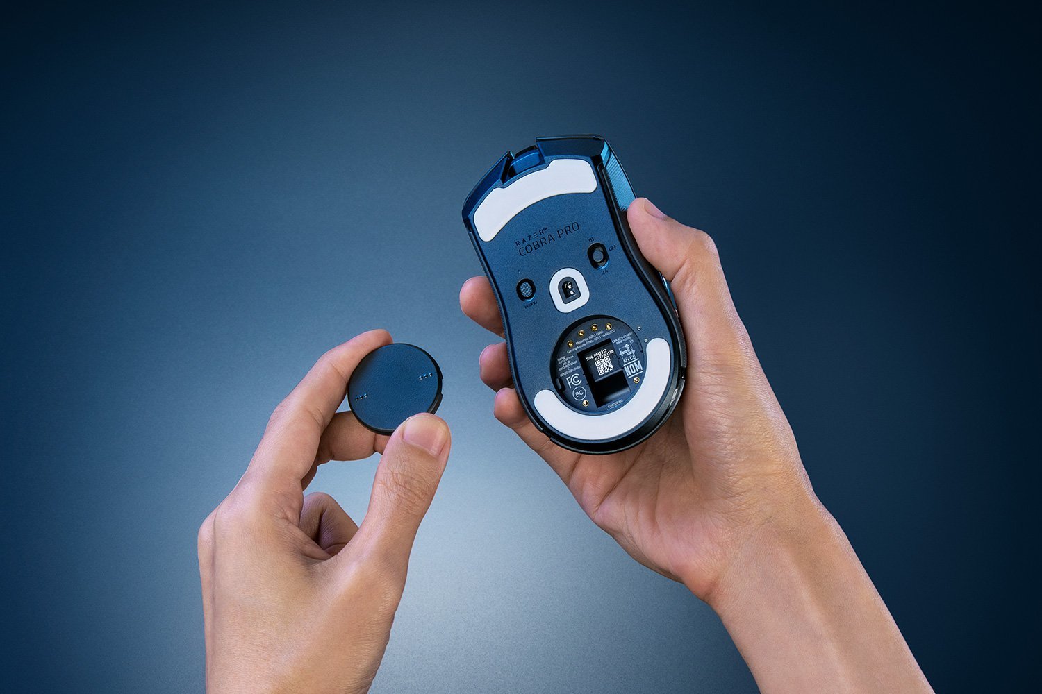 EAN 8886419334125 - Razer Cobra Pro ratón Juego mano derecha RF Wireless + Bluetooth + USB Type-C Óptico 30000 DPI imagen 9