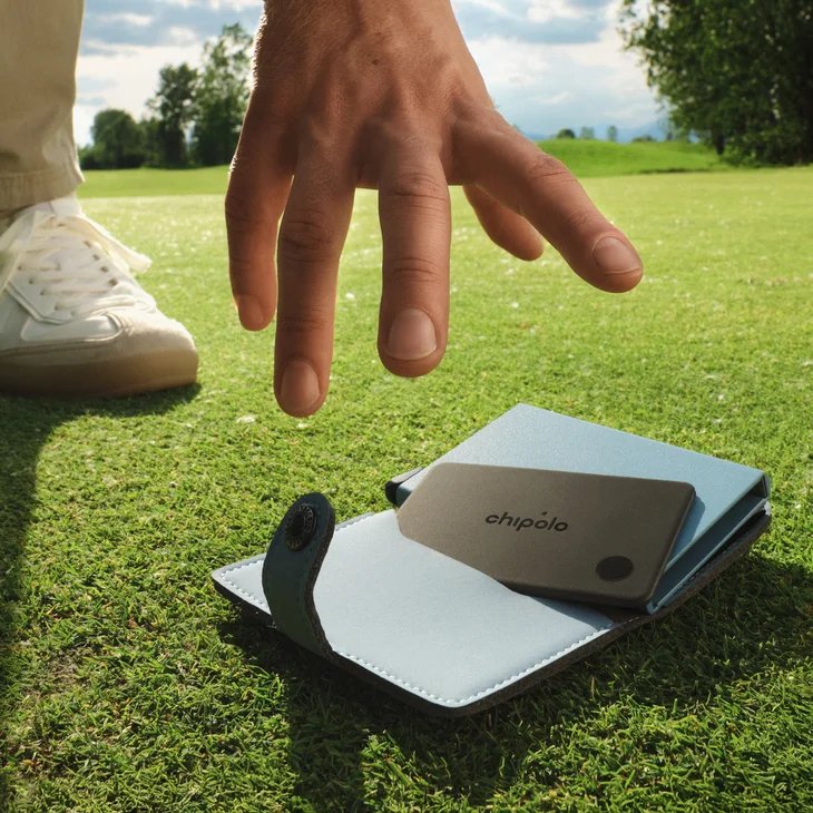 Chipolo Loop & Card Bundle Rechargeable Trackers Compatible With Apple Find My On Iphone