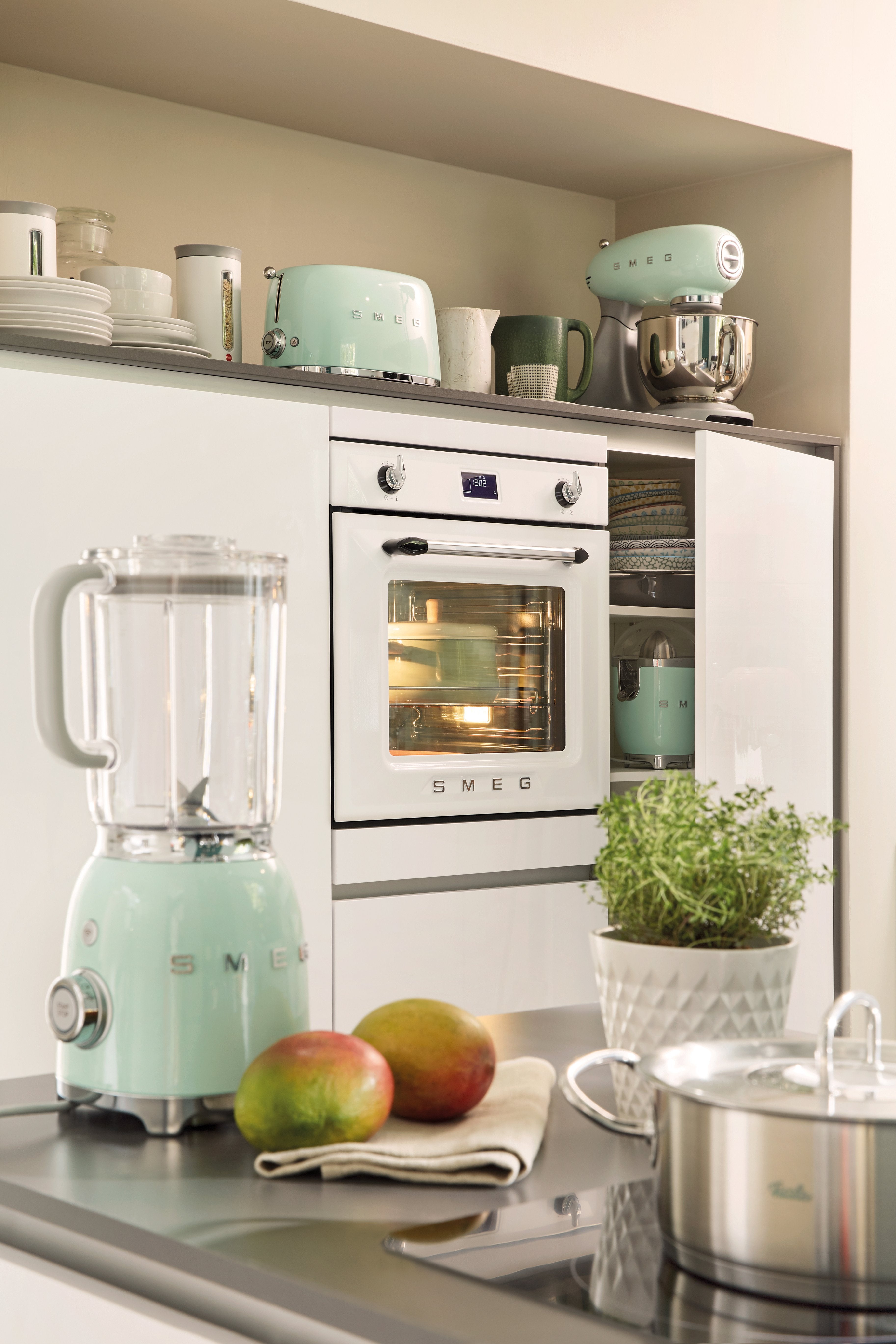 EAN 8017709189051 - Smeg TSF01PGEU tostadora 6 2 rebanada(s) 950 W Verde imagen 10