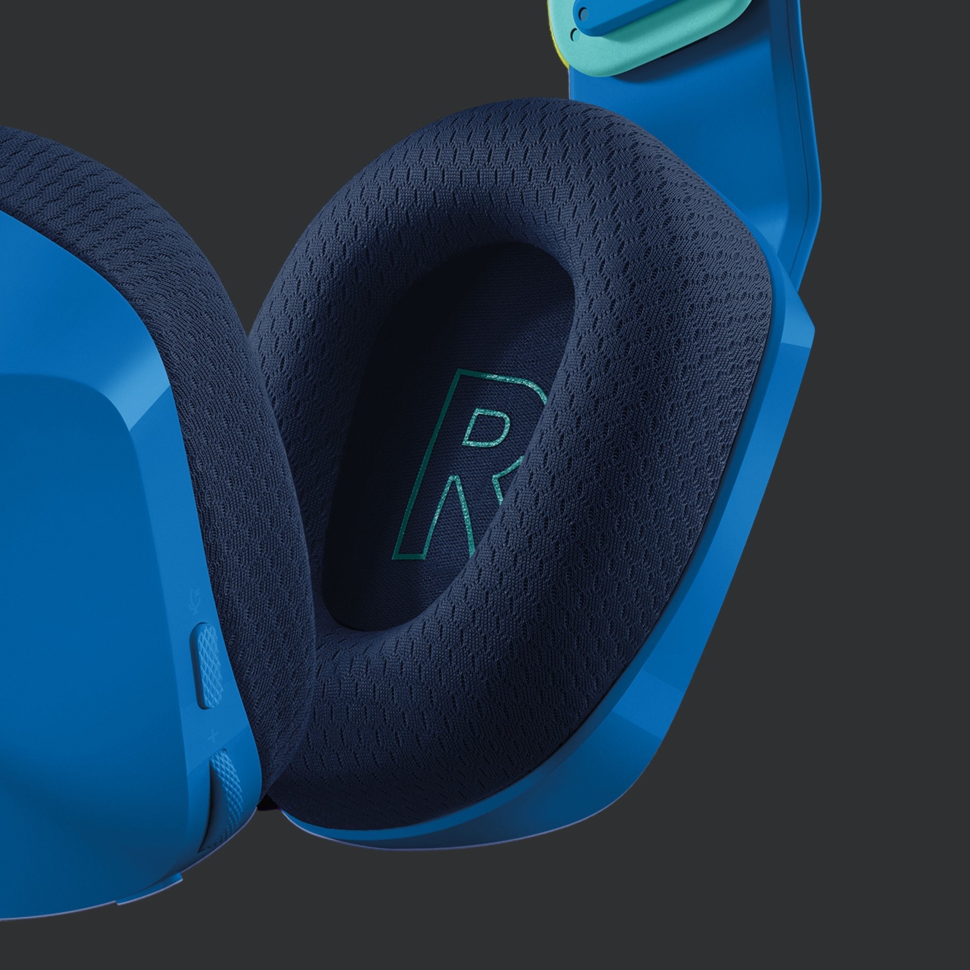 Logitech G733 Auriculares Gaming Inalambricos Dts 7.1 Con Microfono - Tecnologia Lightspeed - Iluminacion Rgb - Autonomia Hasta 29h - Microfono Extraible - Almohadillas Acolchadas - Controles En Auricular - Color Azul