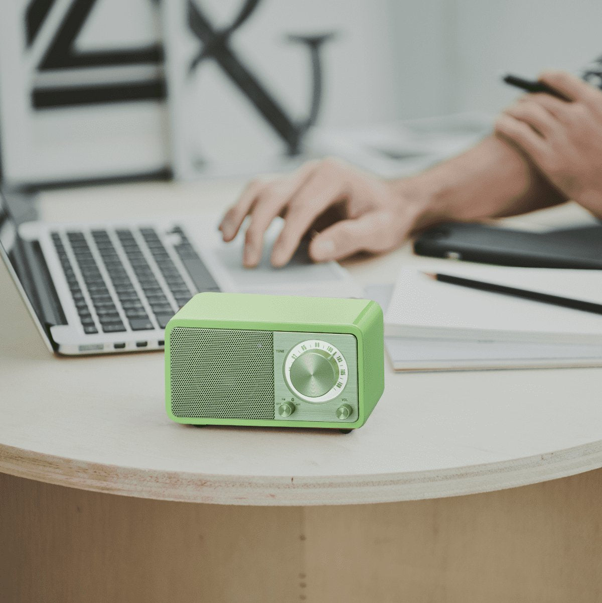 Sangean Wr-7 Verde Radio Analógica Sobremesa Fm Bluetooth Batería Li-Ion Recargable