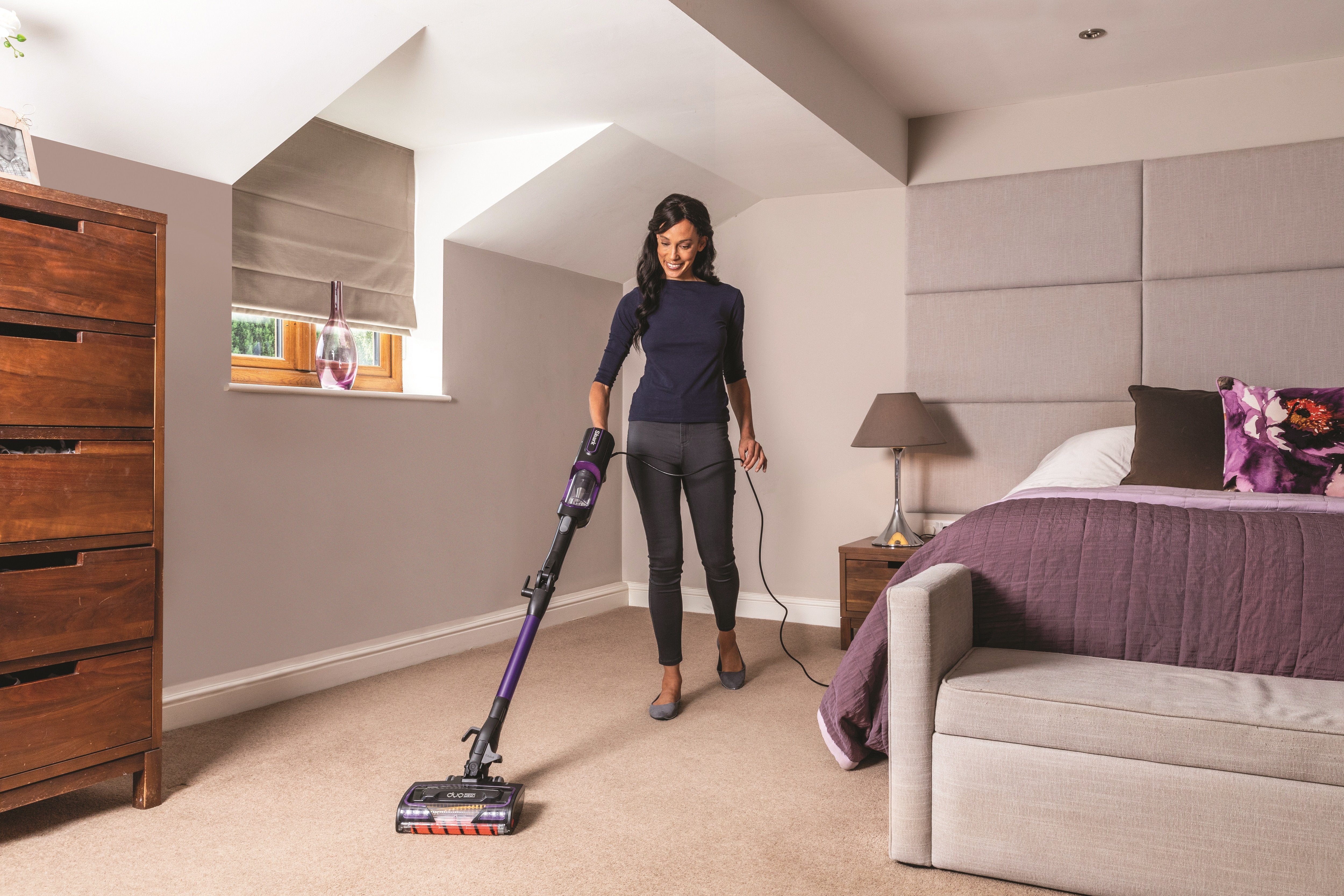 Shark Hz500eu Aspirador Broom Bagless 0.4 L 450 W Black, Purple