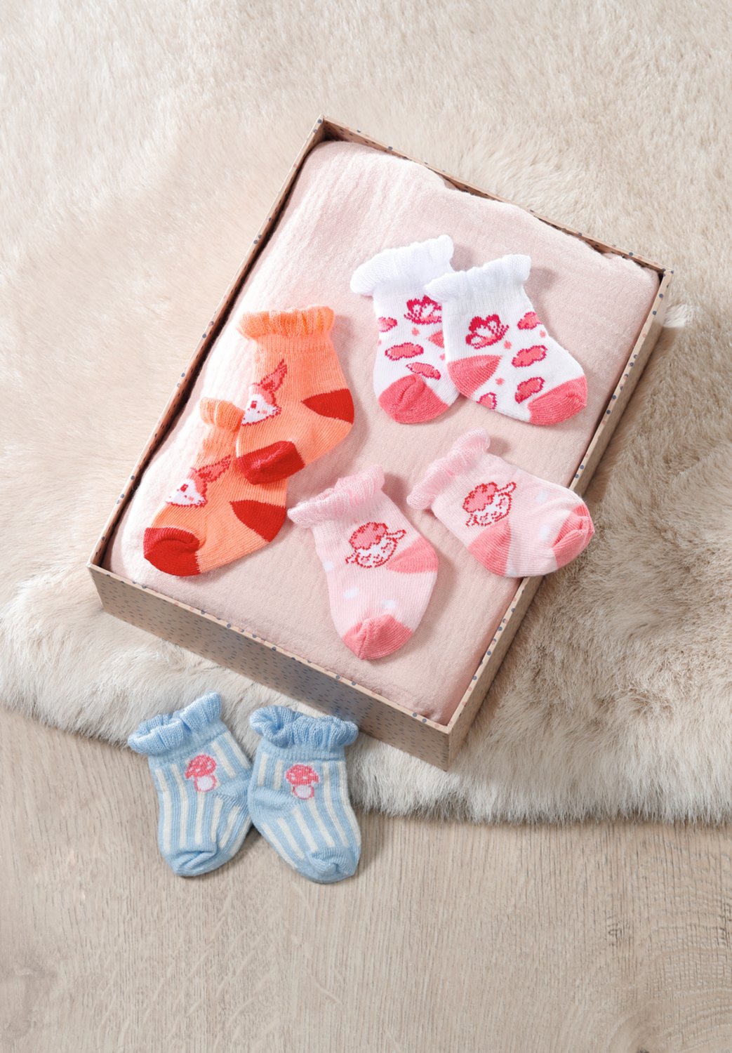 Pack De 2 Calcetines Zapf Creation Baby Annabell®, Accesorios Para Muñecas (Artículo Surtido, 43 Cm, Dos Pares) 709627