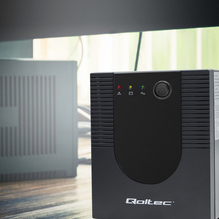 EAN 5901878537764 - Qoltec 53776 sistema de alimentación ininterrumpida (UPS) Línea interactiva 1,5 kVA 900 W 4 salidas AC imagen 8