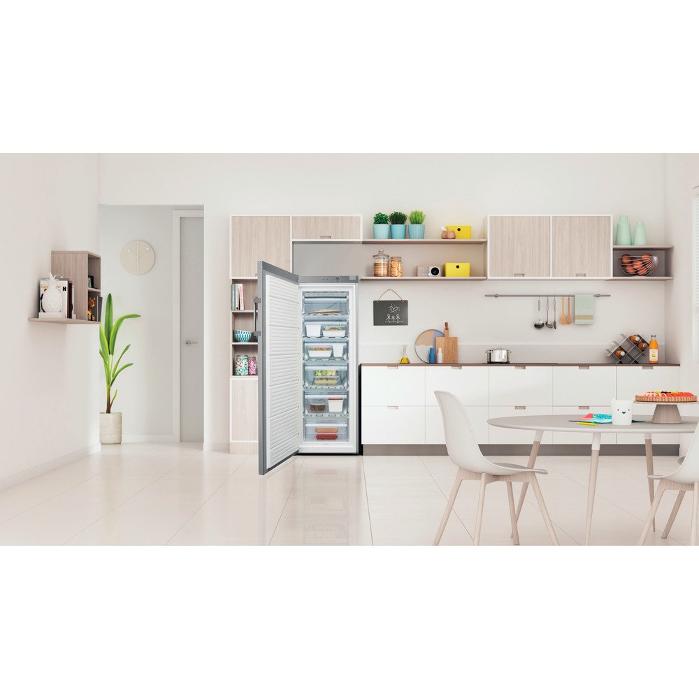 EAN 8050147673256 - Indesit UI6 2 S Congelador vertical Independiente 245 L Plata imagen 5