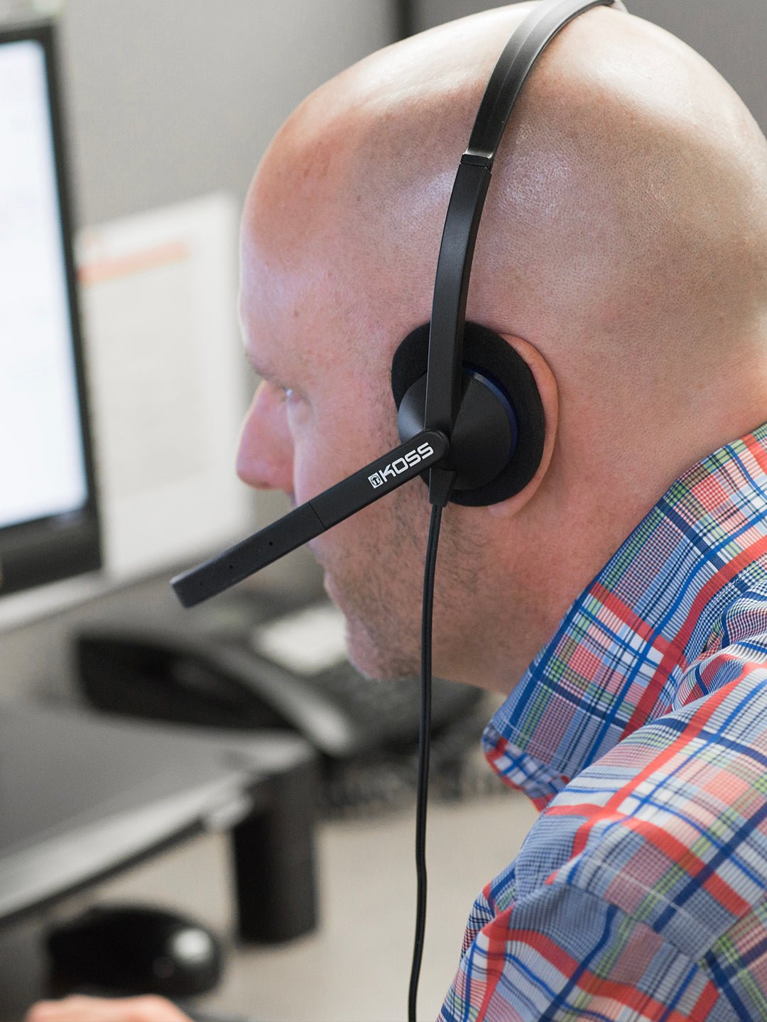 EAN 0021299194324 - Koss CS200i Auriculares Alámbrico Diadema Oficina/Centro de llamadas Negro imagen 3