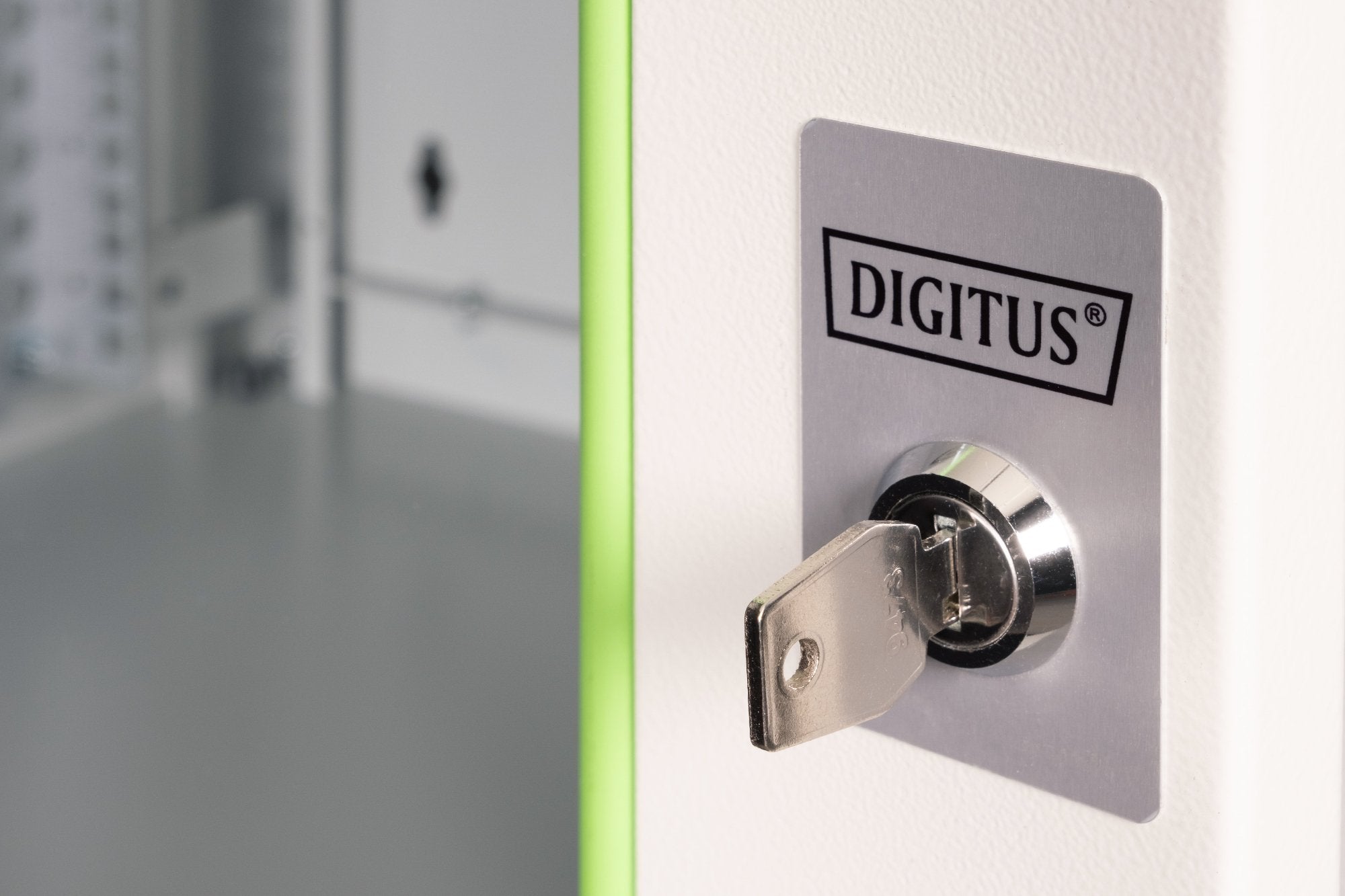 EAN 4016032135210 - Digitus DN-19 09-U armario rack 9U Bastidor de pared Gris imagen 3