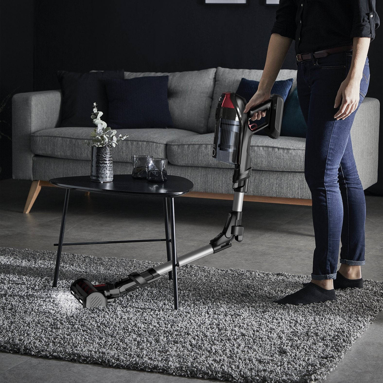 EAN 3221616048584 - Rowenta RH98A7 Aspiradora escoba 2 en 1 Batería Secar Sin bolsa 0,9 L 320 W Rojo, Gris imagen 2