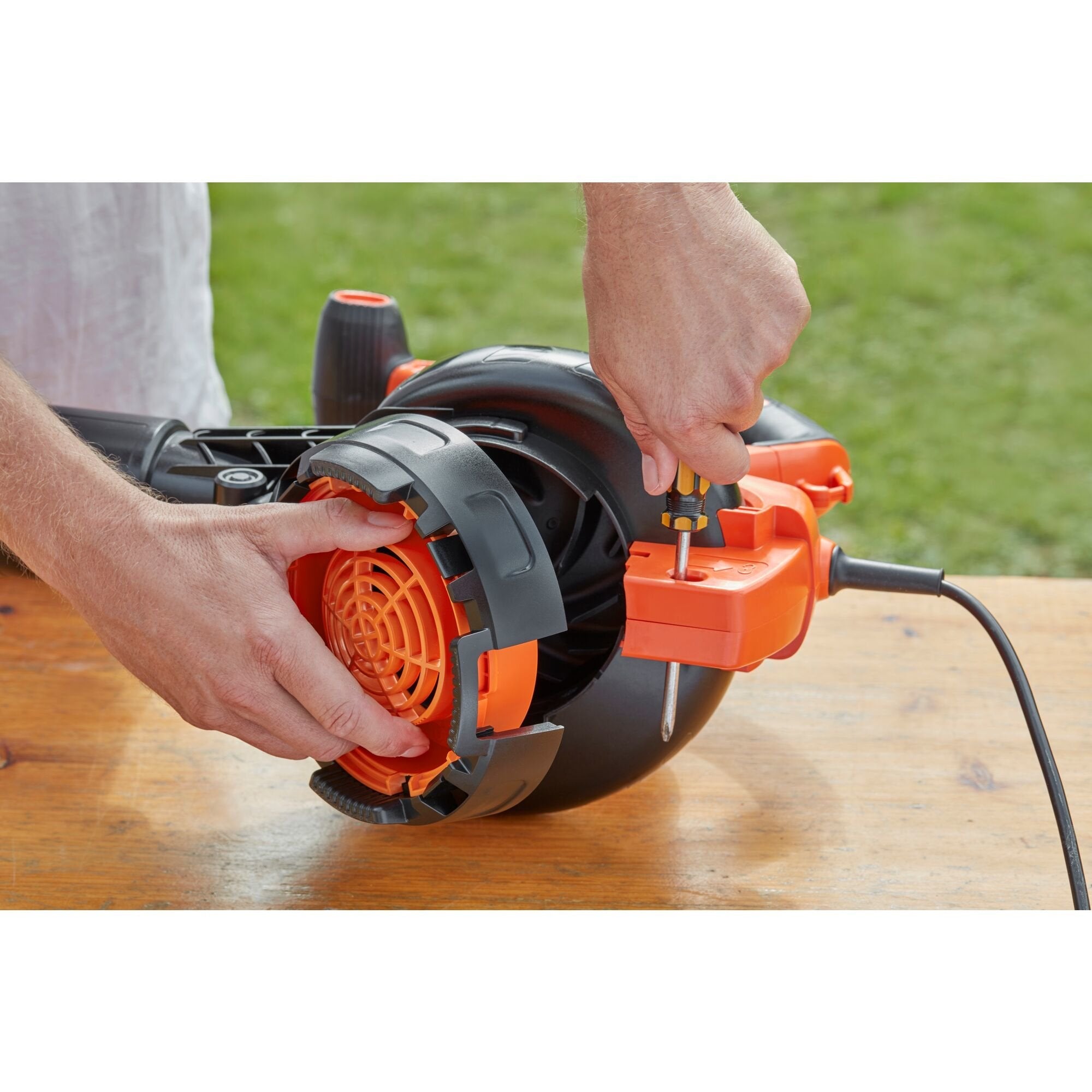 Soplador Black+Decker Beblv301-Qs De Hoja 3000 W, Aspirador/Soplador Negro/Naranja, Soplador De Mochila, 206 Kmh, 404 Kmh, 268 M³/H, 72 L, Negro, Naranja