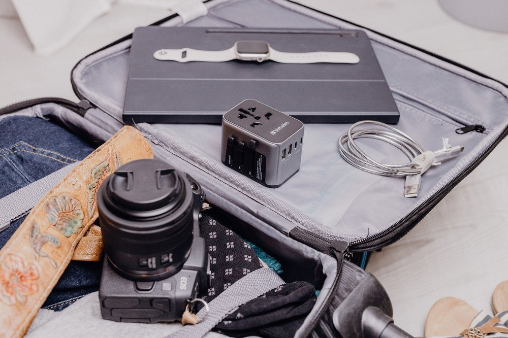 EAN 0023942495451 - Verbatim 49545 adaptador de enchufe eléctrico Universal imagen 18