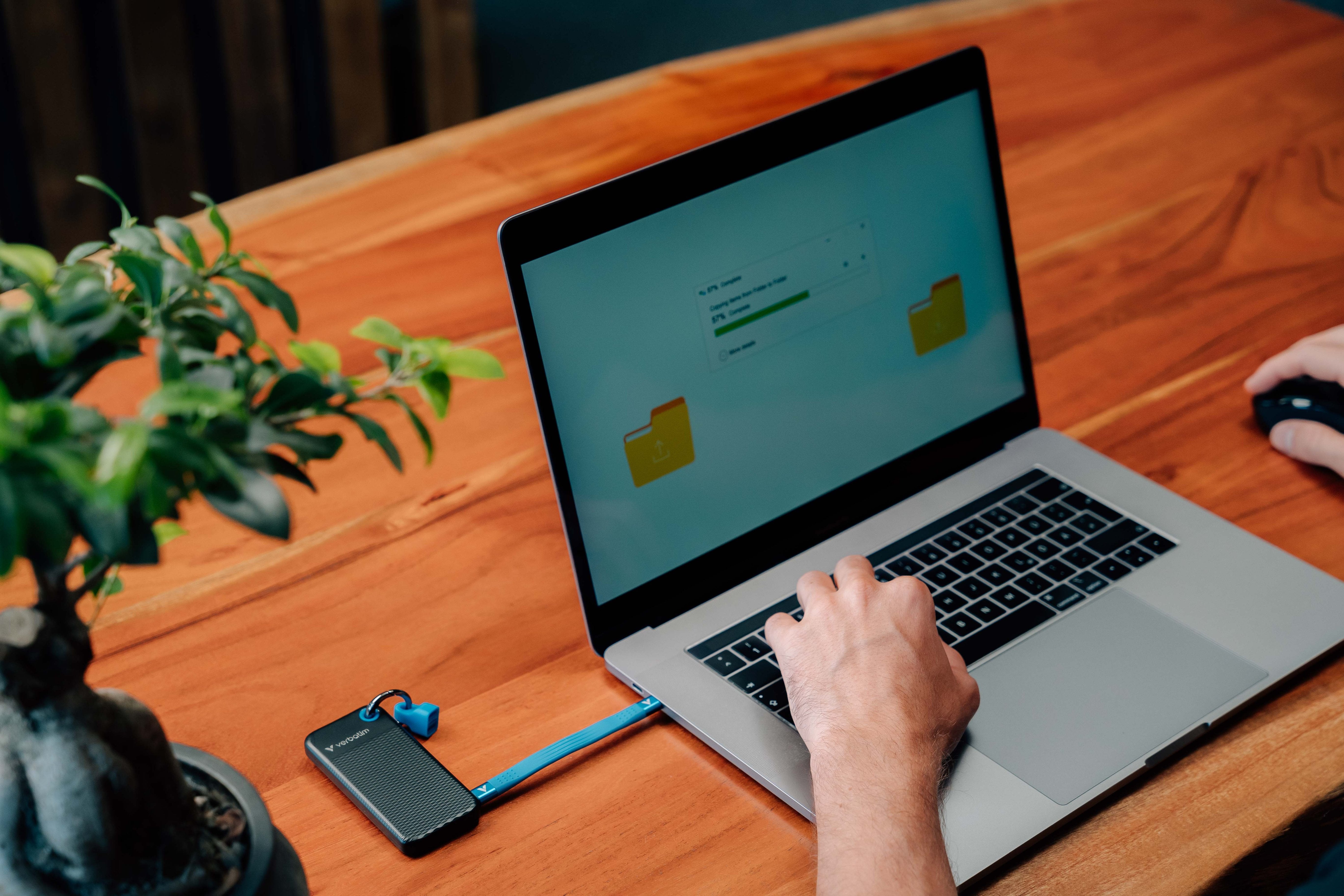 EAN 0023942321958 - Verbatim Pocket SSD 2 TB USB Tipo C 3.2 Gen 2 (3.1 Gen 2) Negro, Azul imagen 4