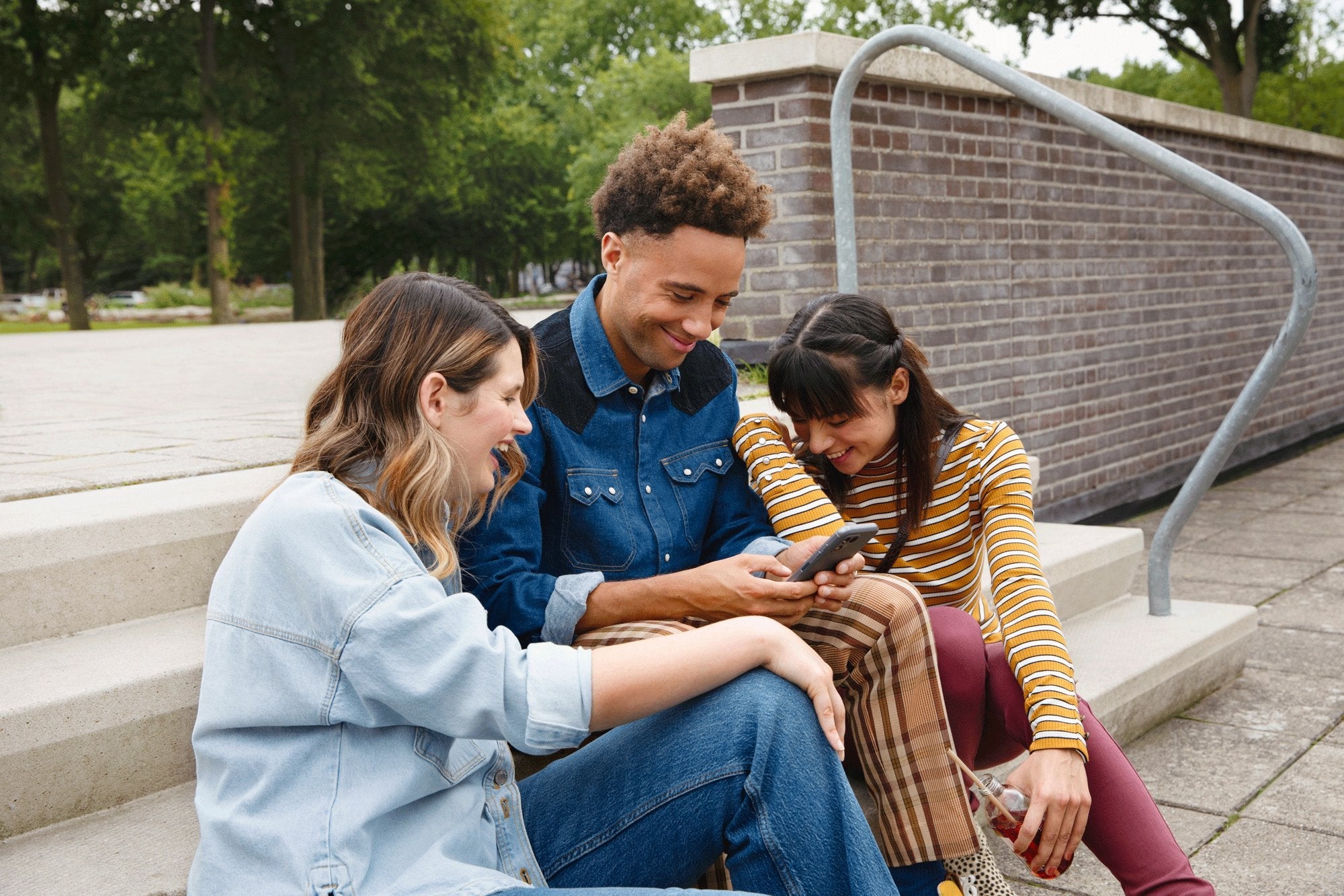 EAN 8718819372097 - Fairphone 4 16 cm (6.3") SIM doble Android 11 5G USB Tipo C 6 GB 128 GB 3905 mAh Gris imagen 17