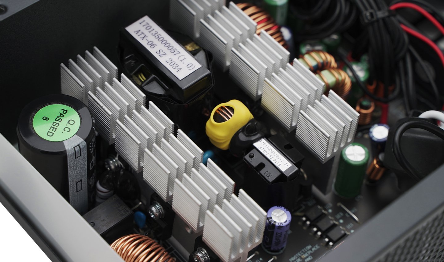 EAN 6933412711605 - DeepCool PF750 unidad de fuente de alimentación 750 W 20+4 pin ATX ATX Negro imagen 7