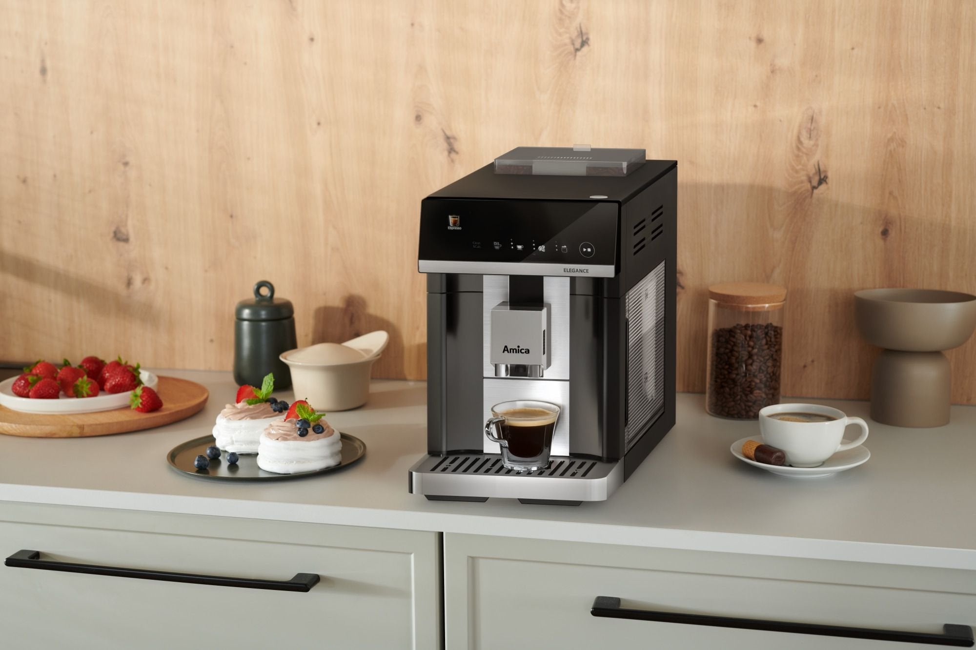 EAN 5906006954376 - Amica CM 7011 Elegance Totalmente automática Máquina espresso 1,8 L imagen 29