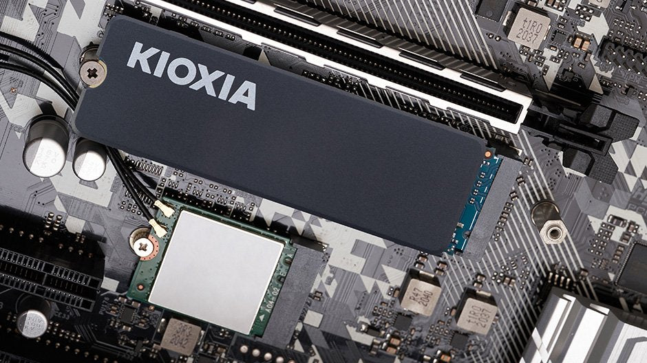 EAN 4582563858664 - Kioxia LSC11K4T09G8 unidad de estado sólido 4,1 TB M.2 PCI Express 4.0 NVMe BiCS FLASH TLC imagen 3