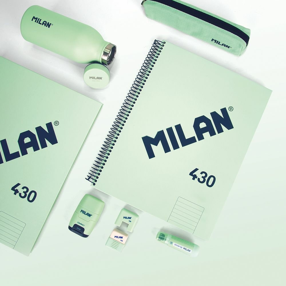 Milan Cuaderno Espiral Formato A4 Pautado 7mm - 80 Hojas De 95 Gr/M2 - Microperforado, 4 Taladros - Color Verde