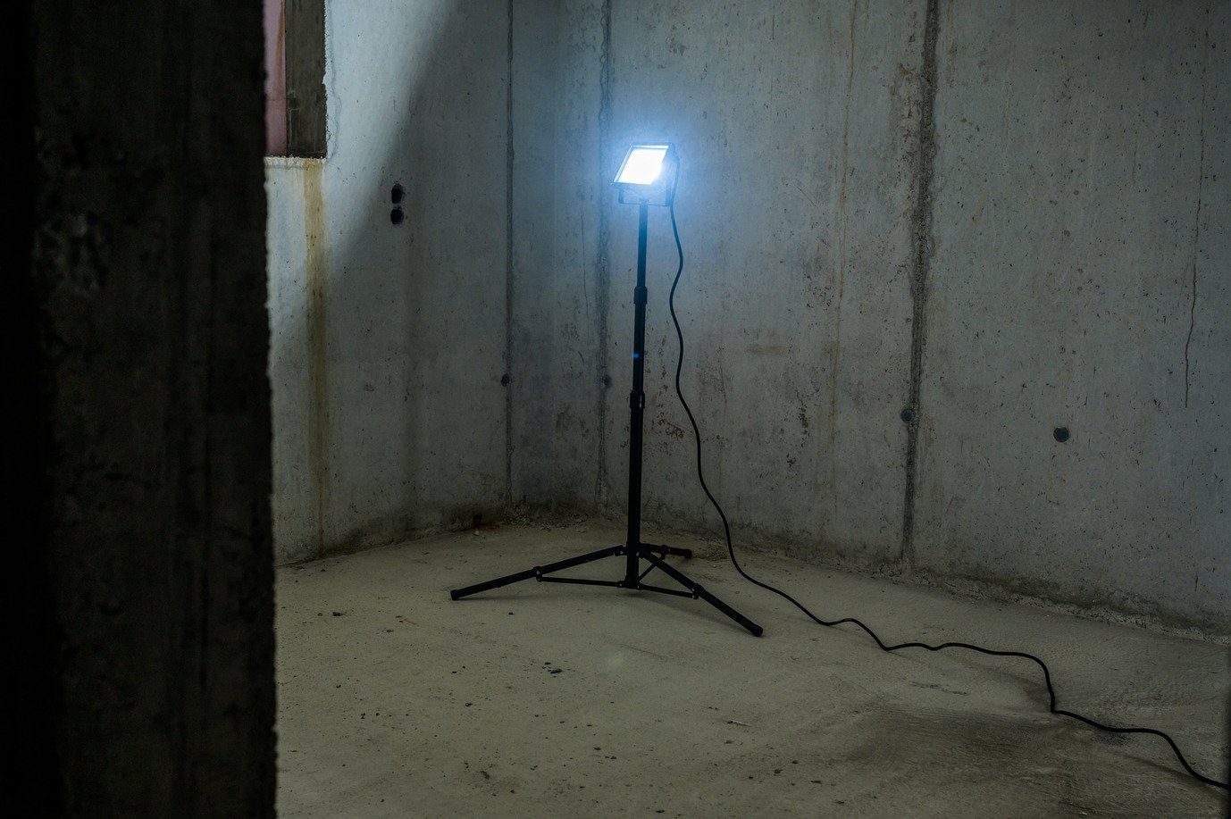 EAN 4007123684830 - Brennenstuhl 1171250544 Reflector Negro 50 W LED D imagen 8