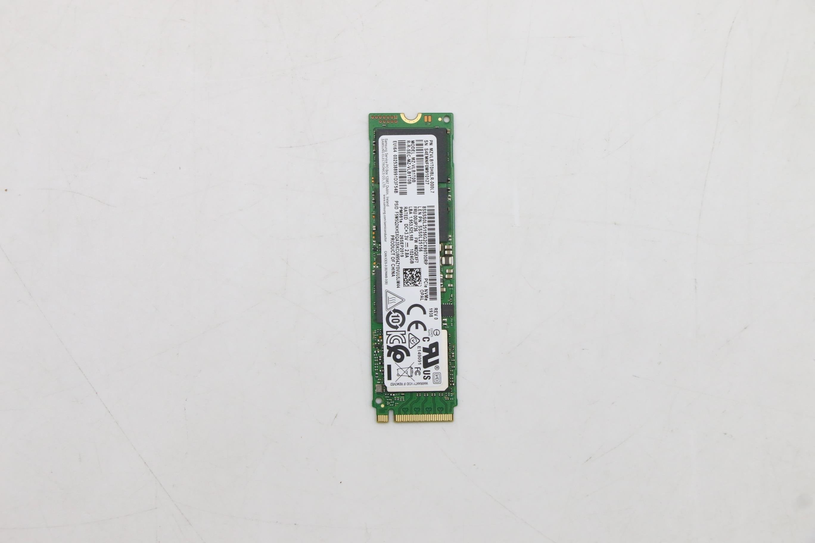 EAN 5704174224631 - Lenovo 00UP736 unidad de estado sólido 1,02 TB M.2 PCI Express NVMe imagen 3