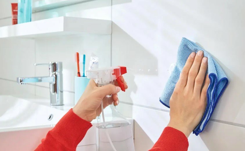 EAN 4063565247057 - TESA Powerstrips Interior Gancho toallero Negro 2 pieza(s) imagen 3