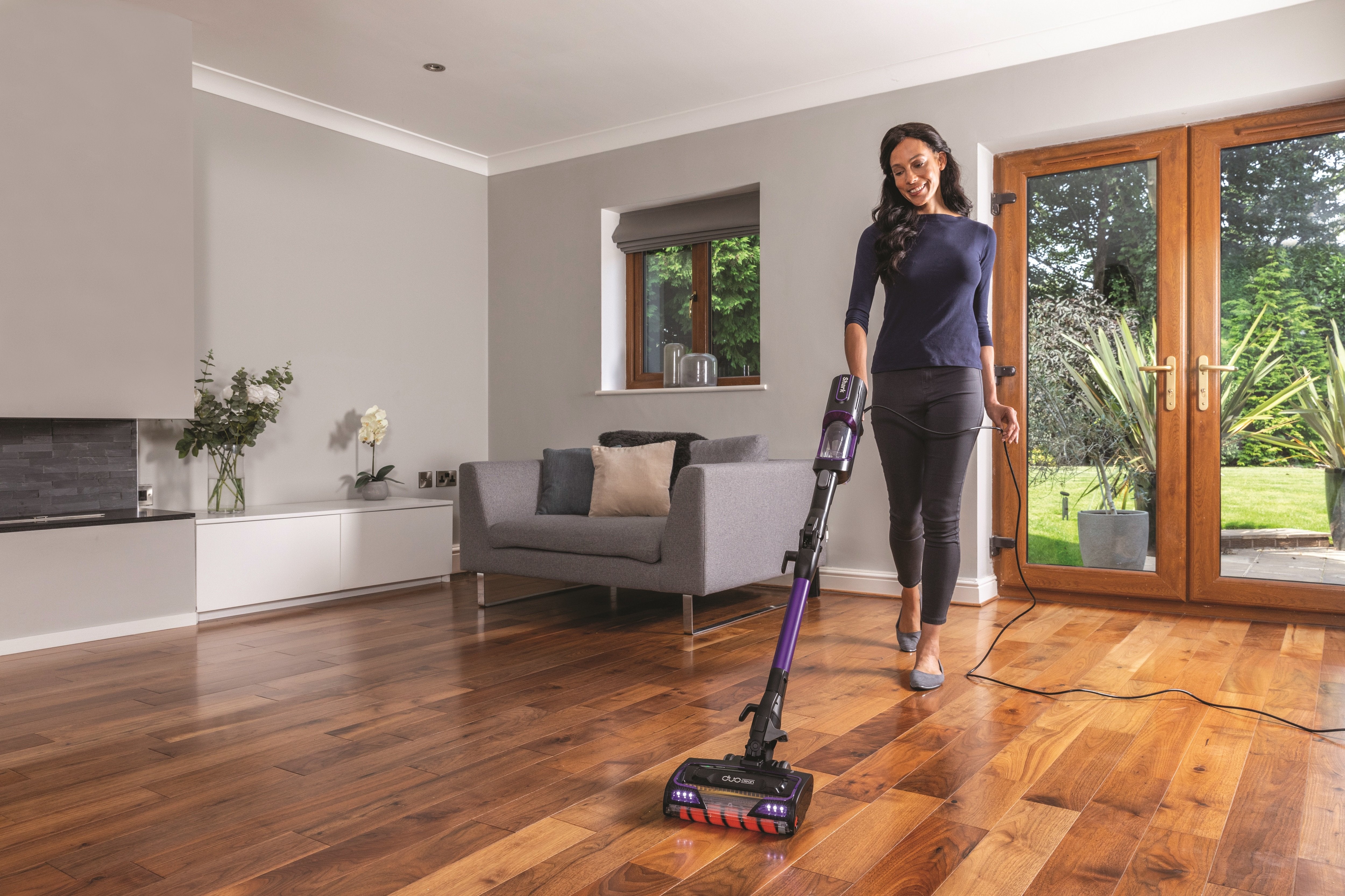 Shark Hz500eu Aspirador Broom Bagless 0.4 L 450 W Black, Purple