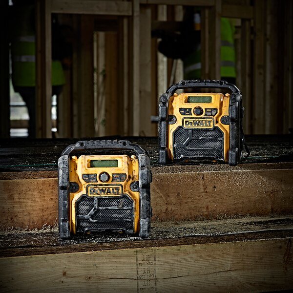 Radio Dewalt Dcr020-Qw Portátil Digital Negro, Amarillo