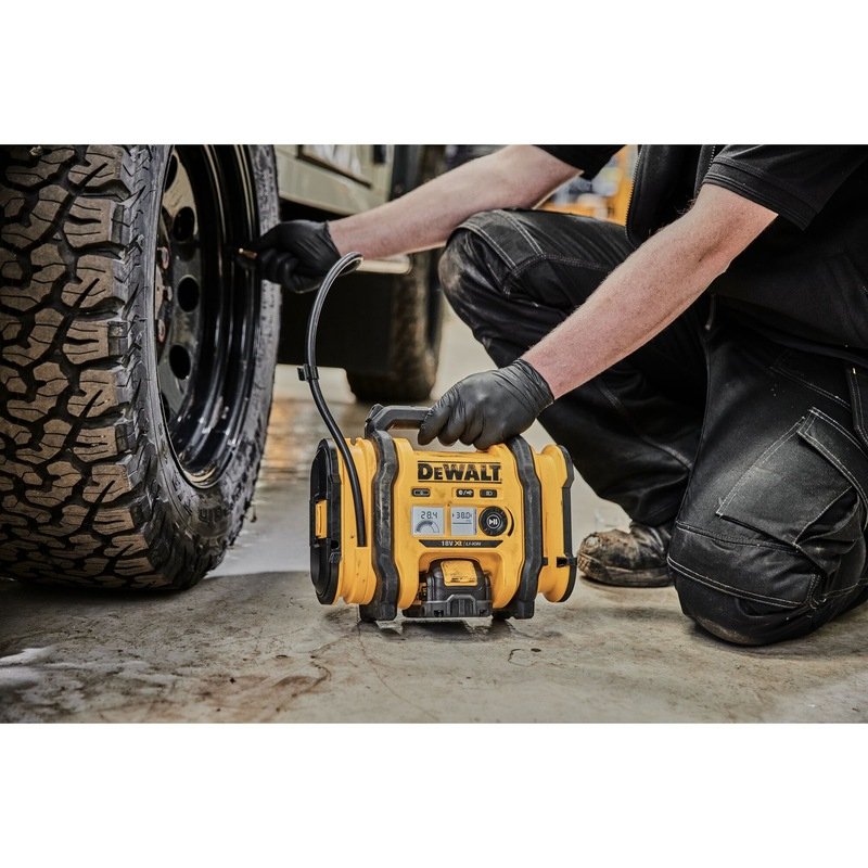 Compresor De Batería Dewalt Dcc018n-Xj De 18 V