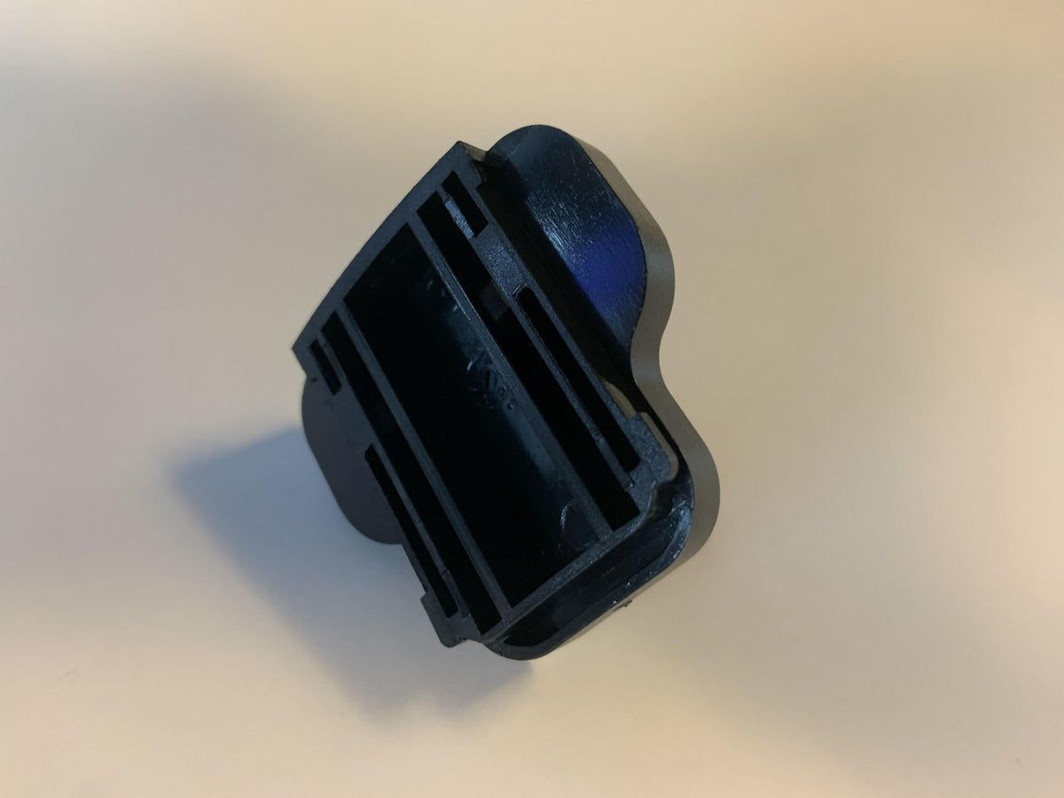 EAN 5704174253013 - Vivolink VLPSUPLUG-UK adaptador de enchufe eléctrico Tipo G (RU) Negro imagen 1