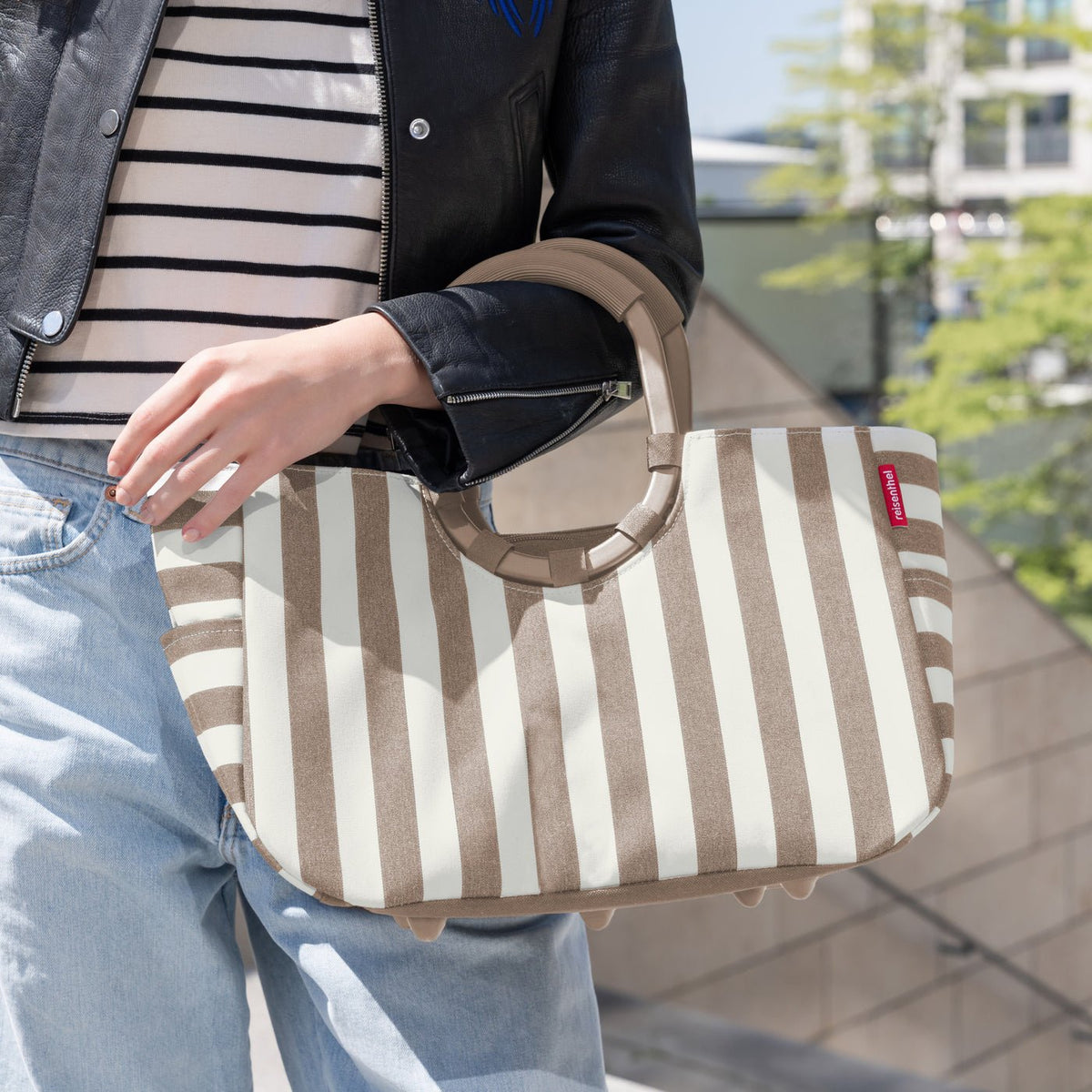Reisenthel Loopshopper M Summerstripes Coffee