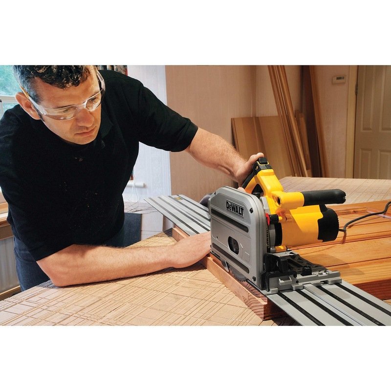EAN 4019518050038 - DeWALT DWS520KTR-QS sierra circular portátil 16,5 cm 4000 RPM 1300 W imagen 4