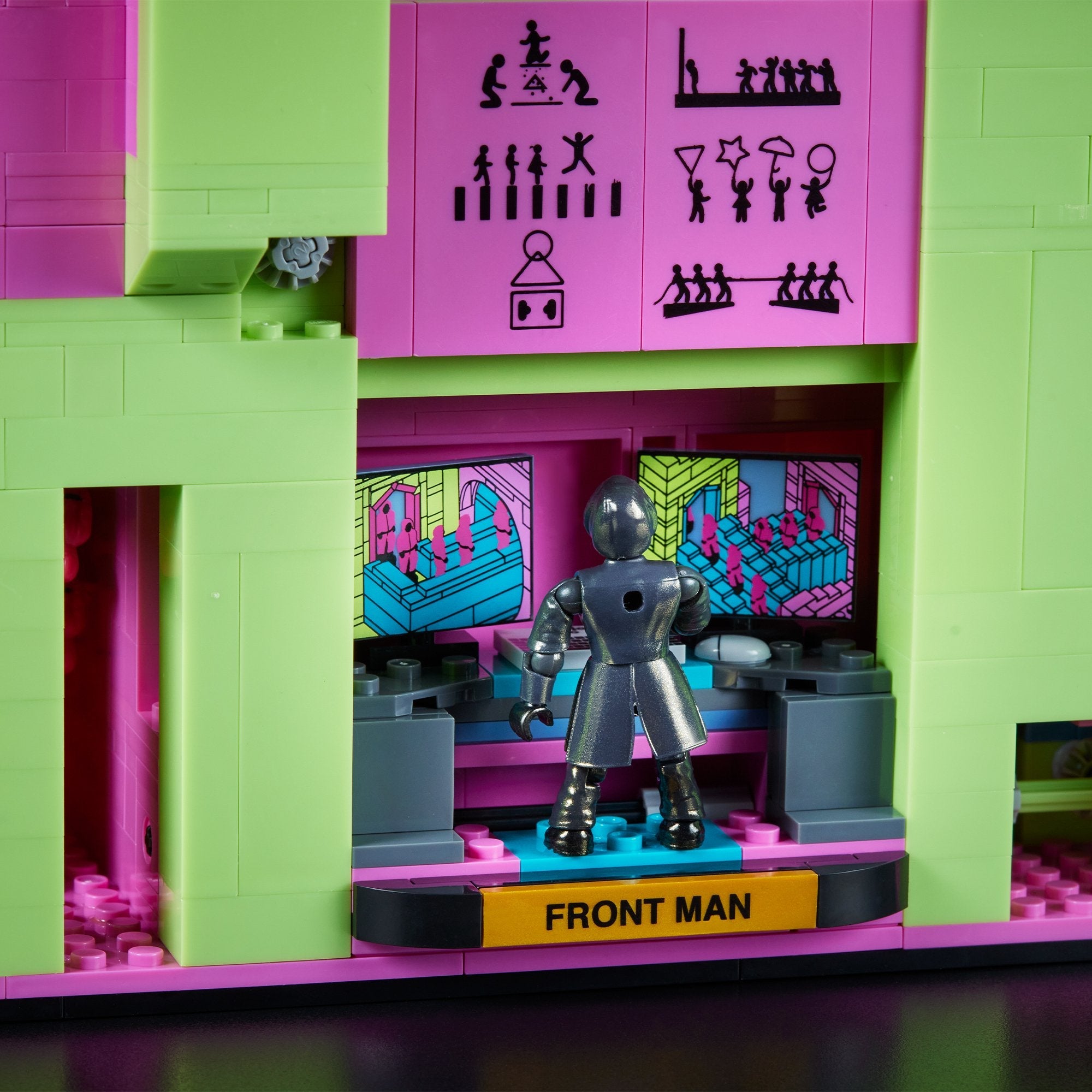 Mattel Mega Showcase Squid Game Set Hyl45