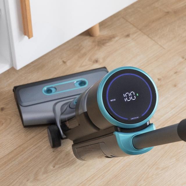 EAN 8435484058636 - Cecotec FreeGo Wash&Vacuum Mopa eléctrica Batería Húmedo Sin bolsa Negro, Azul 3 Ah imagen 13