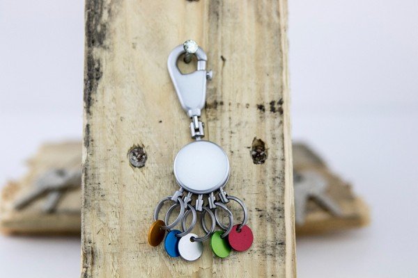 EAN 4024023113376 - TROIKA Patent Colour Llavero mosquetón Multicolor, Plata imagen 4