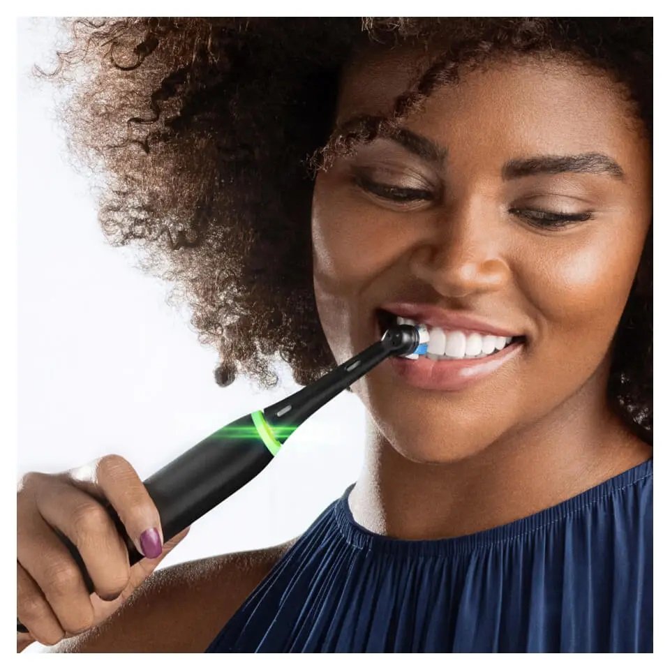 EAN 4210201415107 - Oral-B iO Series 5 Adulto Cepillo dental vibratorio Negro imagen 5
