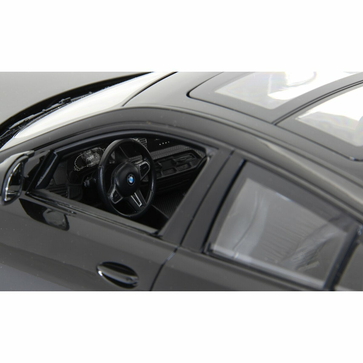 EAN 4042774470869 - Jamara BMW X6 M modelo controlado por radio Coche Motor eléctrico 1:14 imagen 13