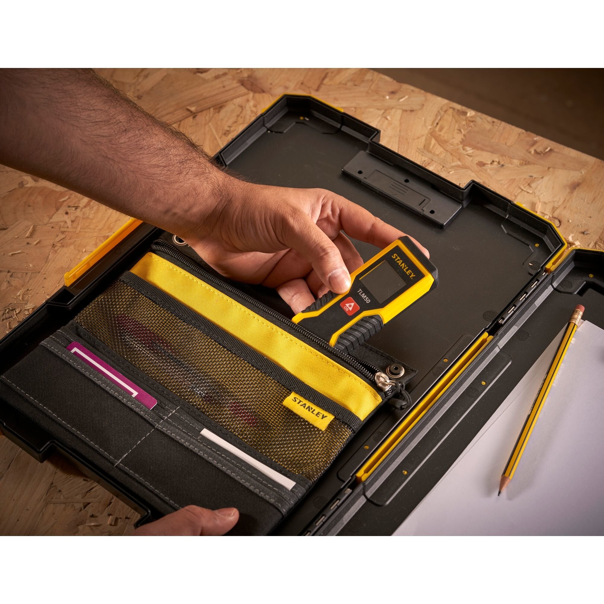 EAN 3253561827211 - Stanley FATMAX FMST82721-1 portapapel Negro, Amarillo imagen 6