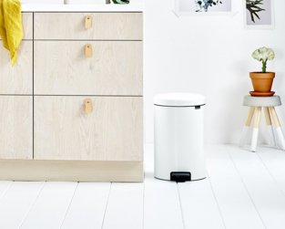 EAN 8710755111846 - Brabantia 111846 papelera 20 L Alrededor Blanco imagen 3