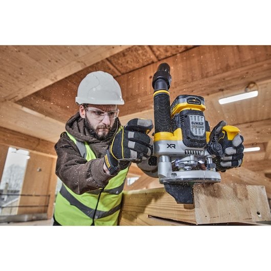 Dewalt Dcw620nt-Xj Battery Plunge Router