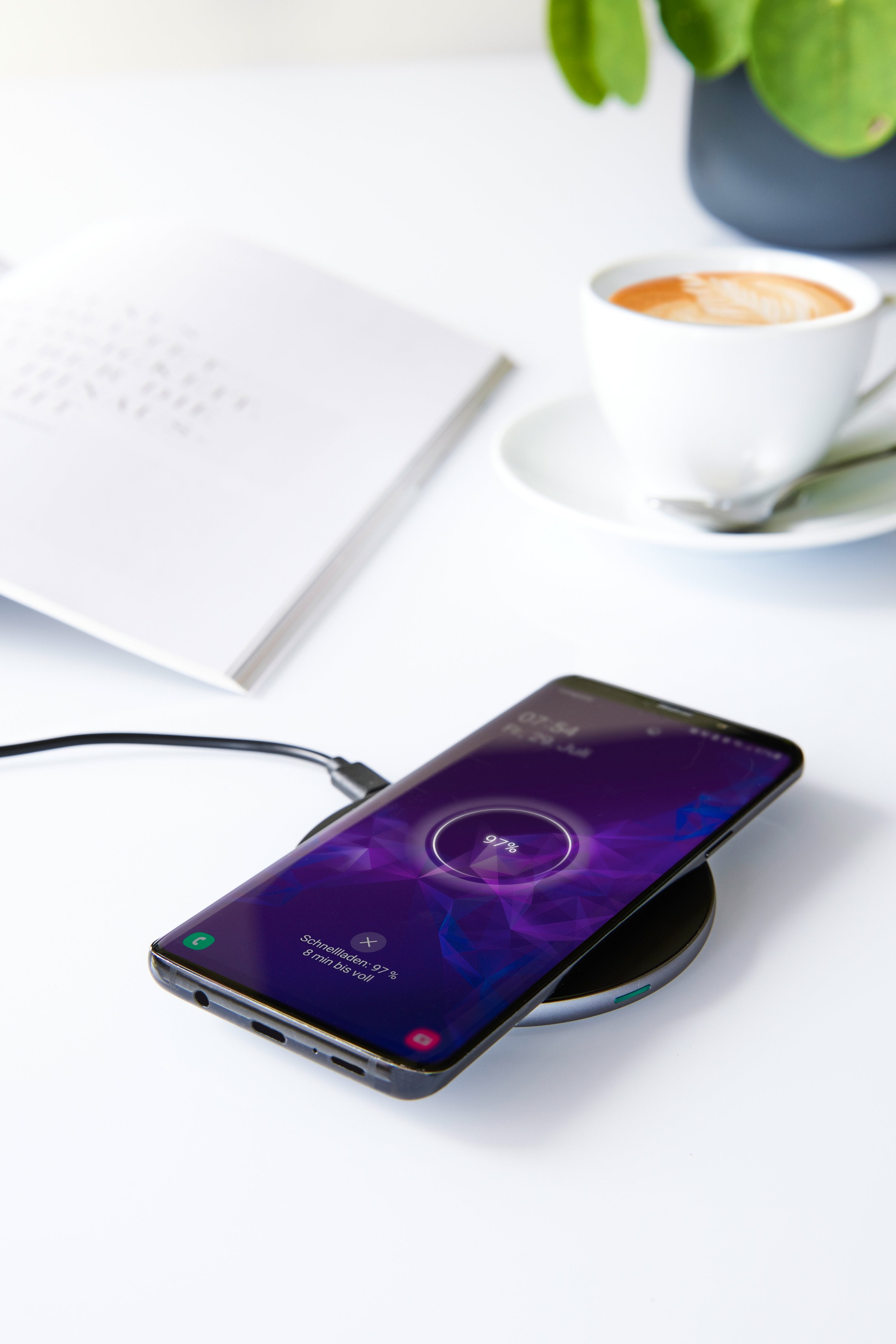 Intenso Cargador Inalambrico Ba2