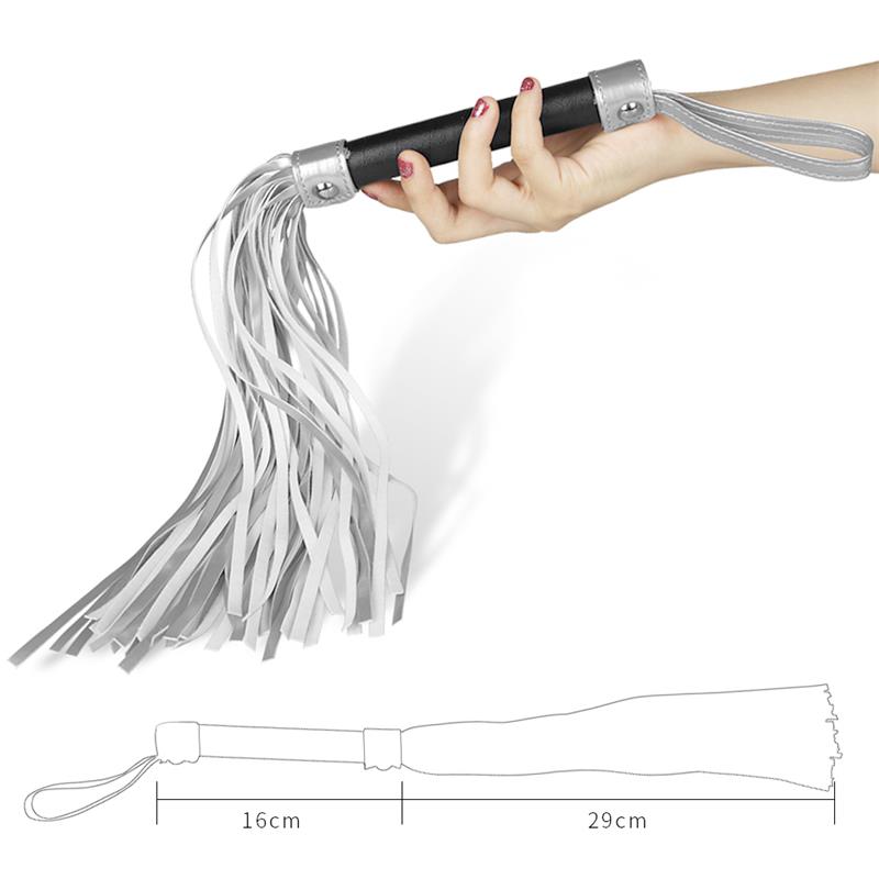 Flogger Cuero Sintético Plateado Y Negro