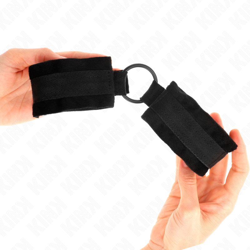 Kink - Muñequeras 25 Cm Para Principiantes Con Anilla 4 Cm Negro Ajustable 15-25 Cm