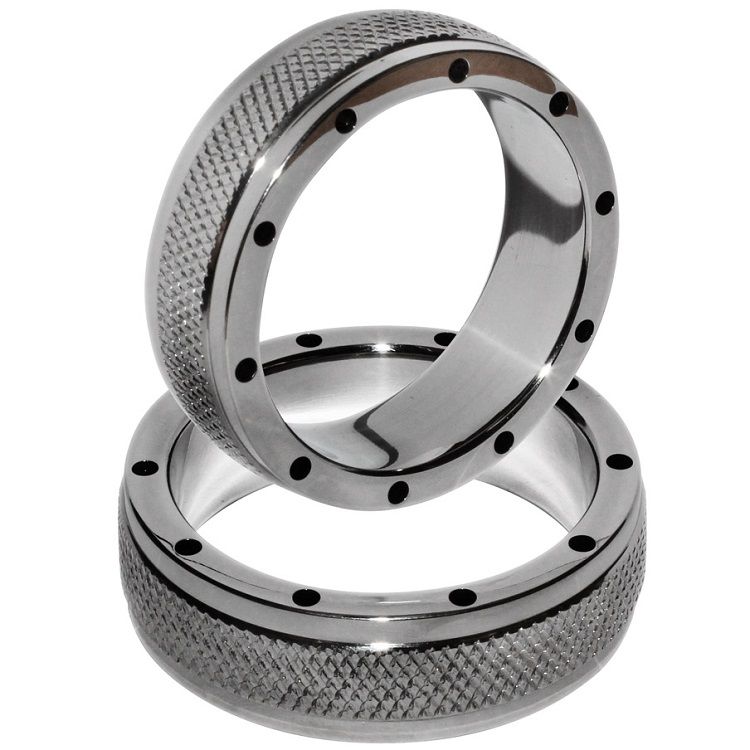 Metal Hard - Anillo Metal Para Pene Y Testículos 40 Mm