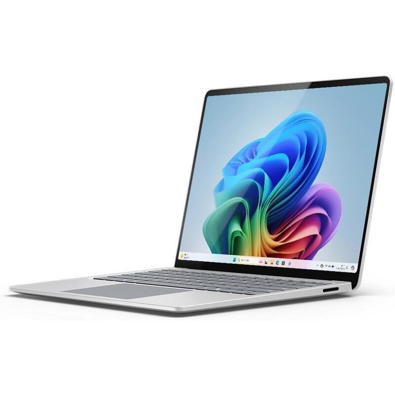Laptop 13.8in Copilot+Pc 13.8insyst