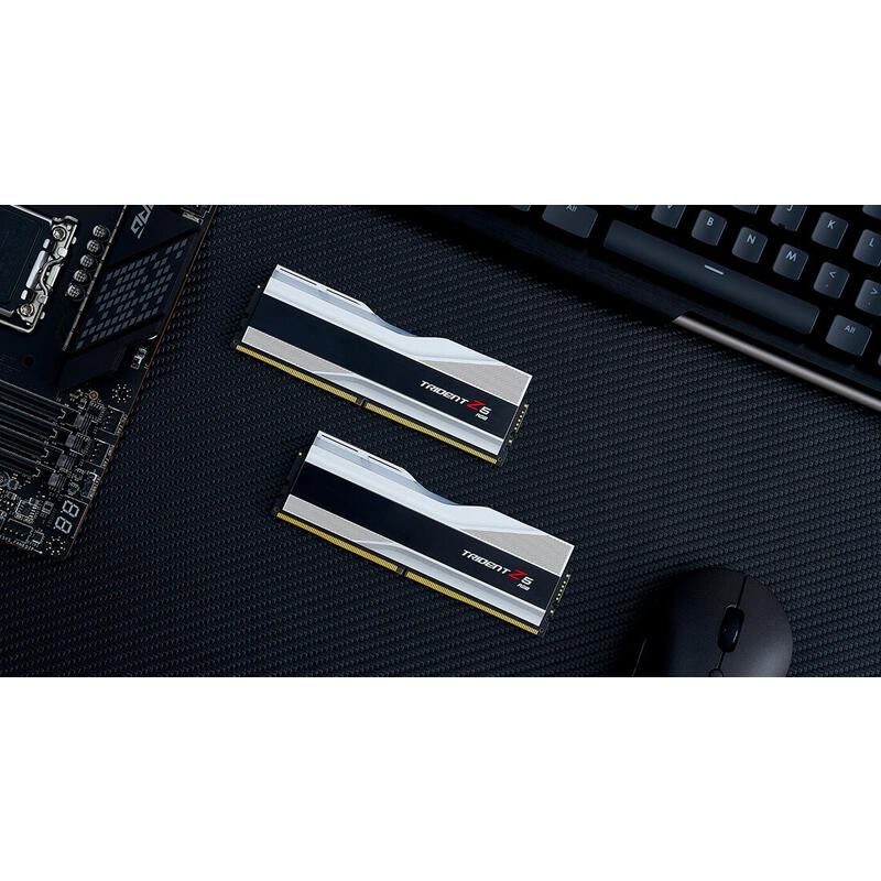 Memoria Ram G.Skill Trident Z5 Rgb 32 Gb (2 X 16 Gb) Ddr5 5600 Mhz Cl36 F5-5600j3636c16gx2-Tz5rs