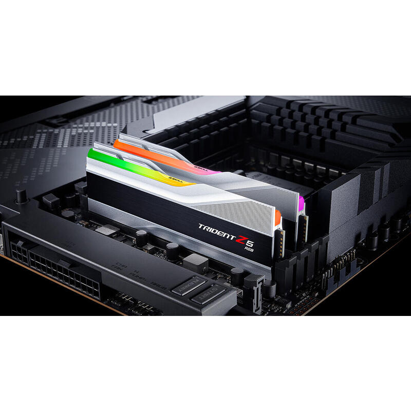 Memoria Ram G.Skill Trident Z5 Rgb 32 Gb (2 X 16 Gb) Ddr5 5600 Mhz Cl36 F5-5600j3636c16gx2-Tz5rs