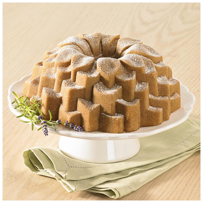 Nordic Ware -Blossom Bundt Pan