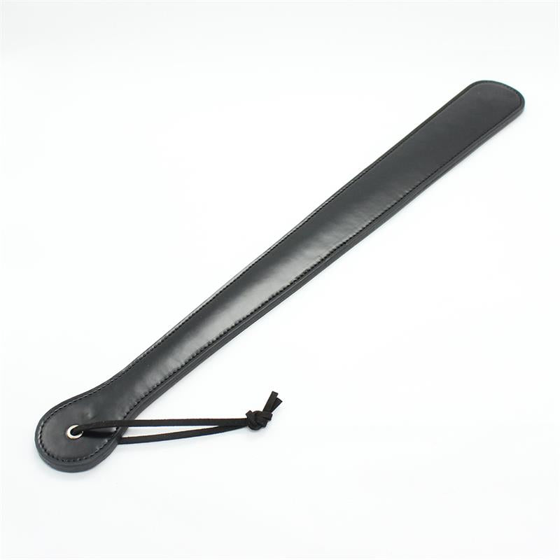 Pala Negra De Cuero Vegano De 48 Cm.