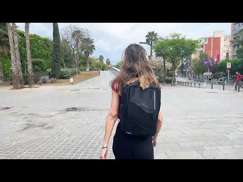 EAN 8434847067025 - COOL Accesorios 8434847067025 maletines para portátil 40,6 cm (16") Mochila Negro